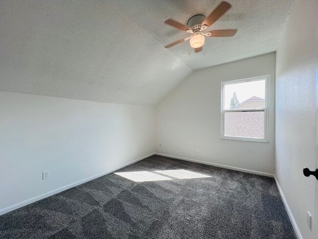 Building Photo - PRICE REDUCED!! Beautifully Updated 4 bed ...