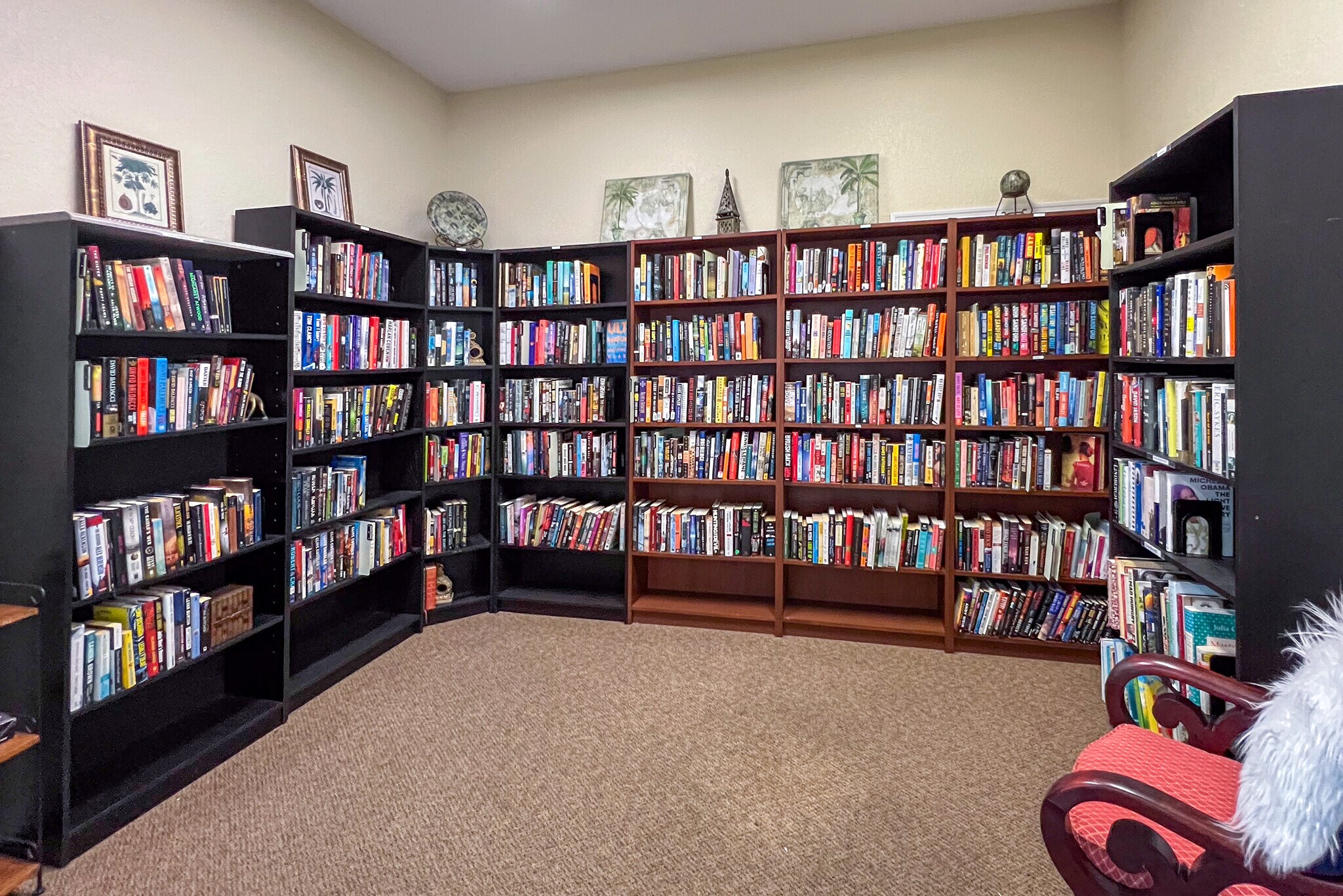Building Photo - 850 S Tamiami Trl