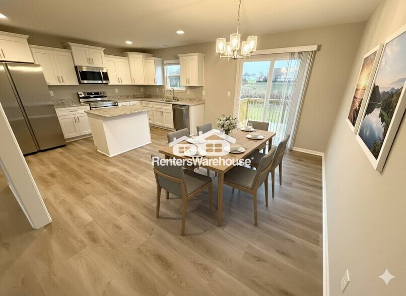 Building Photo - 707 Wood Sage Ct