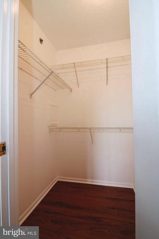 Building Photo - 605 Himes Ave