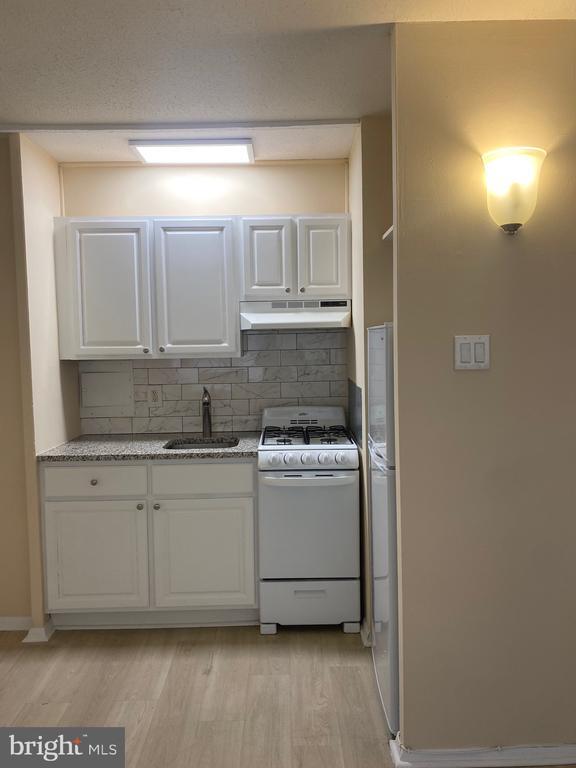 Building Photo - 2101 Chestnut St