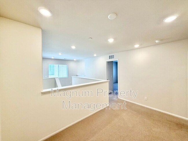 Building Photo - 36330 Albus Ave