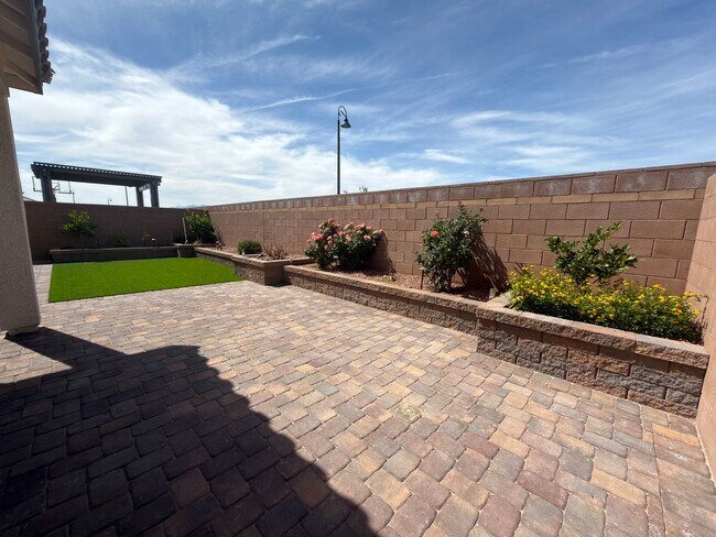 Building Photo - 3618 Tondela Ln
