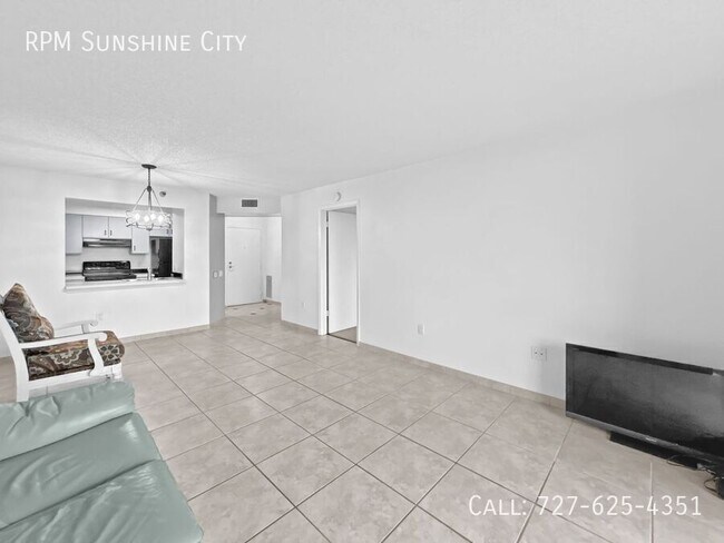 Building Photo - 2333 Feather Sound Dr