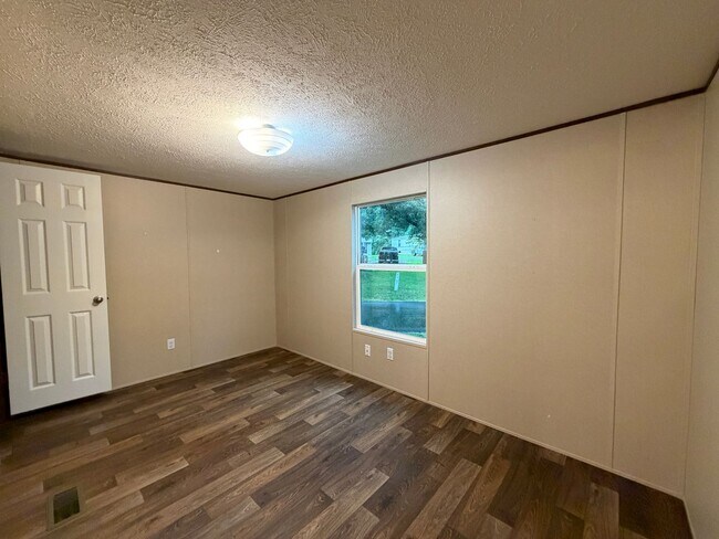 Building Photo - 1608 Golden Springs Rd
