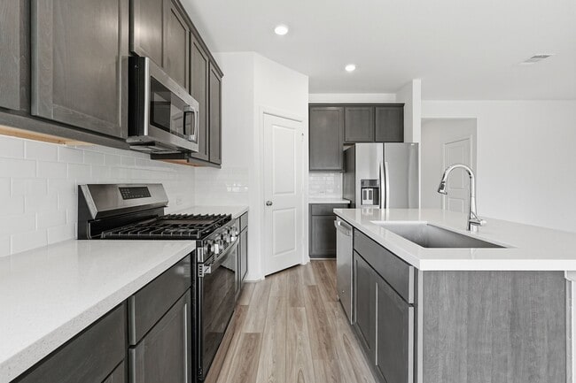 Building Photo - 9710 Rialto Hts Dr