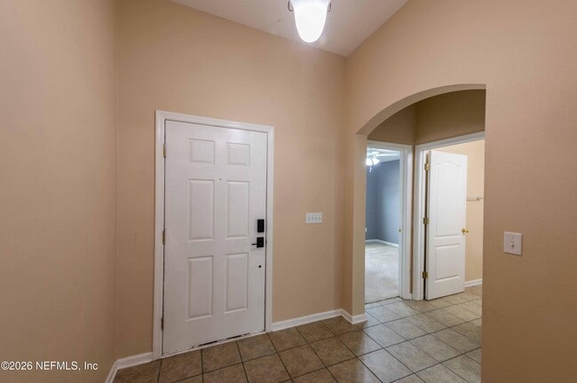 Building Photo - 4667 Pine Lake Dr