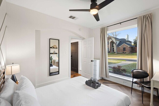 Building Photo - 3508 Misty Meadow Dr