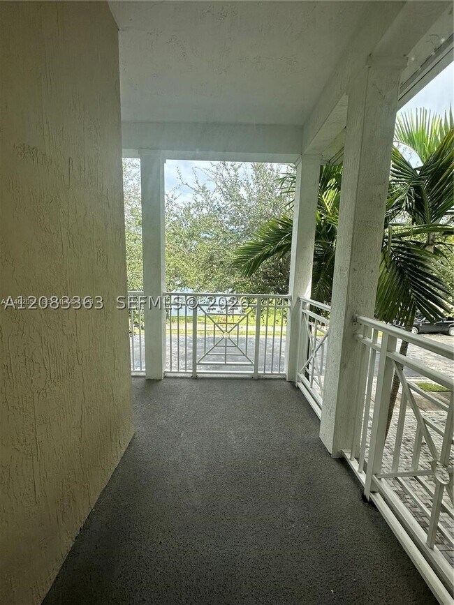 Building Photo - 7512 NW 108th Path