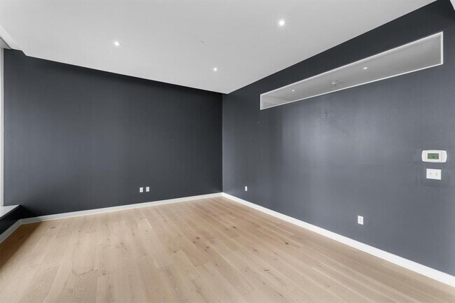 Building Photo - 210 Lavaca St