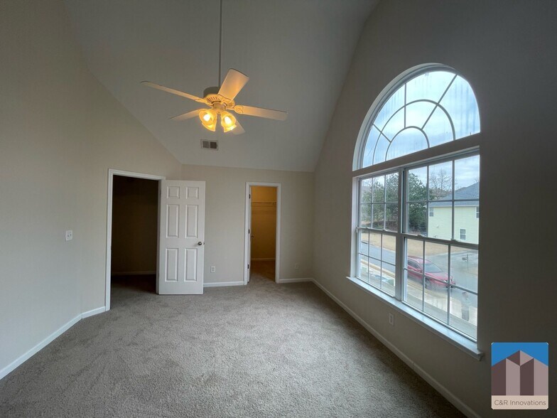 Building Photo - 4205 Pointe Vecchio Cir