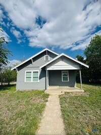Building Photo - 100 N Brazos St