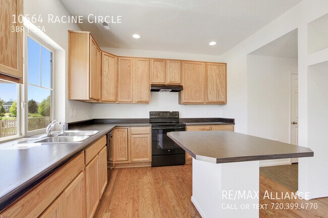 Building Photo - 10564 Racine Cir