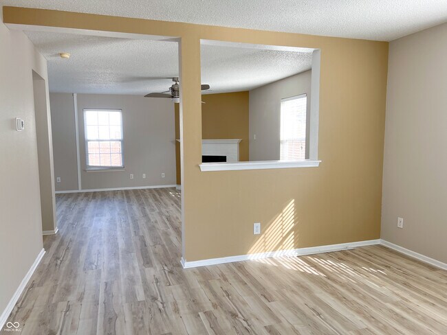 Building Photo - 14243 Holly Berry Cir
