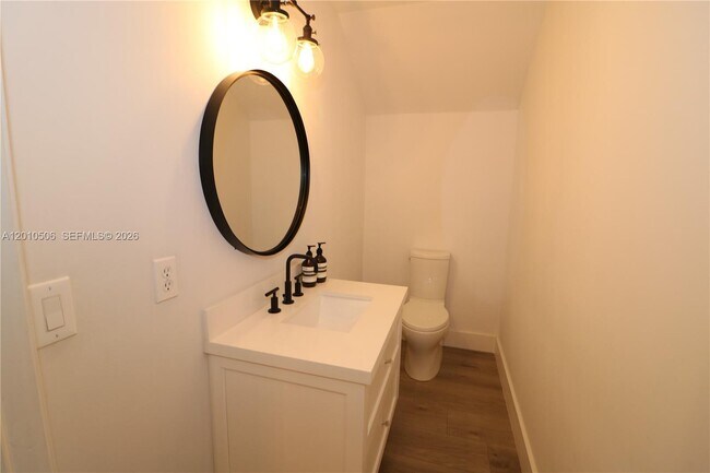 Building Photo - 7961 SW 110th Ter