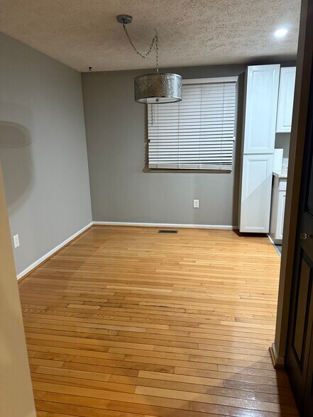 Dining area - 12400 Morning Light Ter