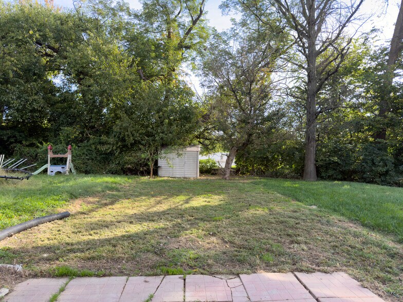 Building Photo - 23 Pheasant Ln