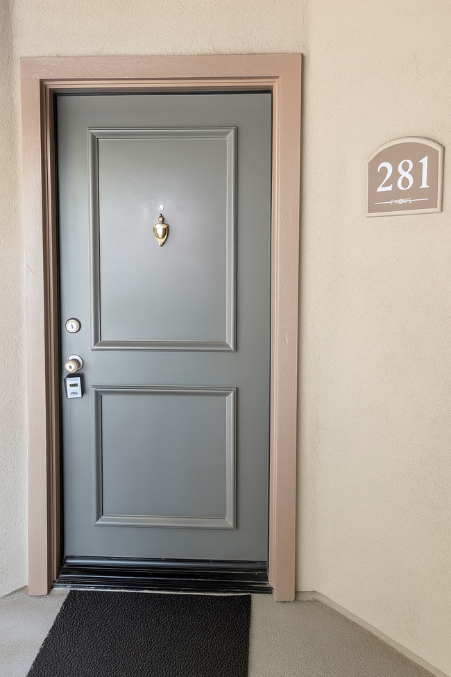 Primary Photo - MOVE-IN READY – 1-BEDROOM CONDO IN TUSTIN ...
