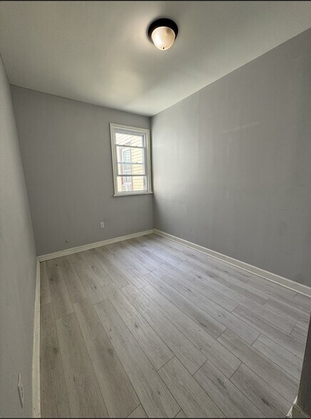 Unit 2F - 344 Virginia Ave
