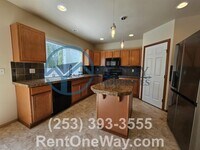 Building Photo - 15410 87th Ave E