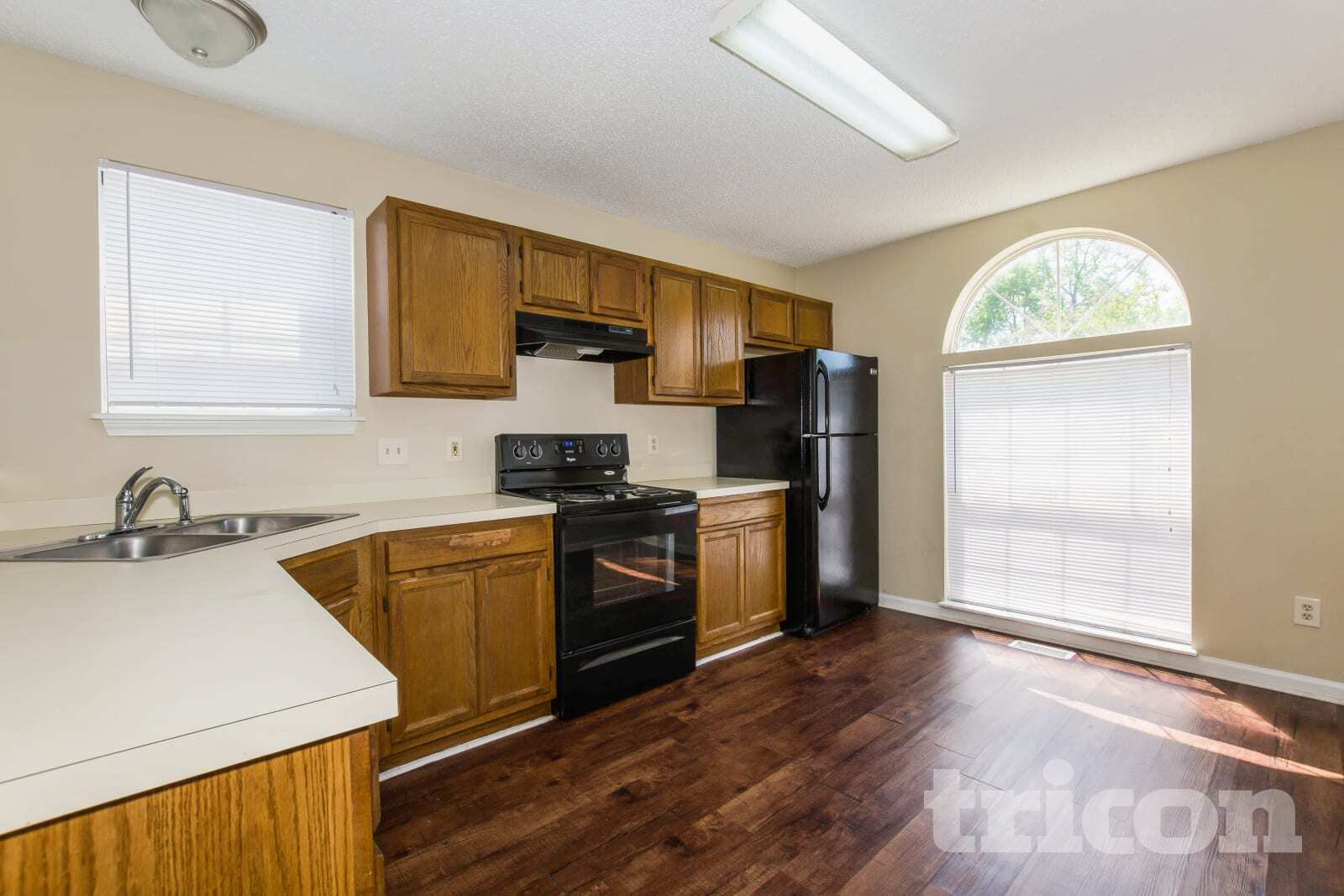 Building Photo - 207 Salusbury Ln