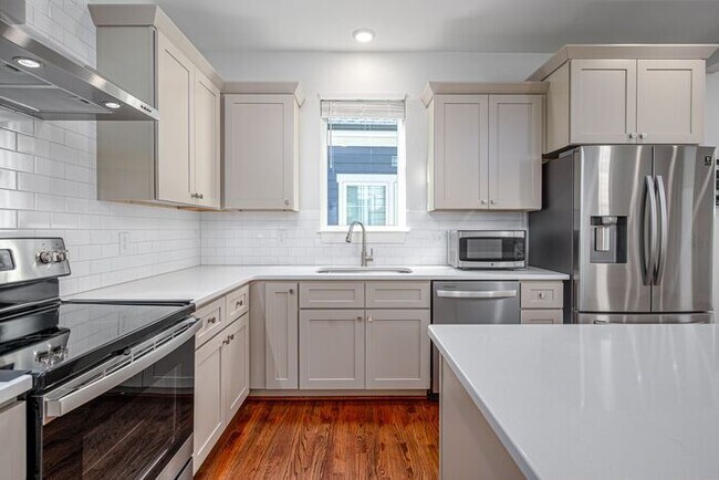 Building Photo - 303B Truce Street, Durham NC  27703