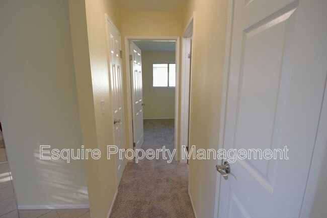 Building Photo - 1210 Chalmette Ave