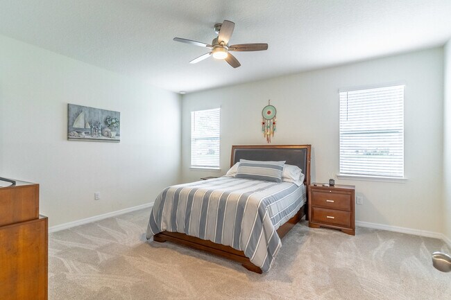 Building Photo - 2721 Chantilly Ave