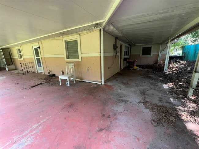 Building Photo - 325 Chesney Blvd