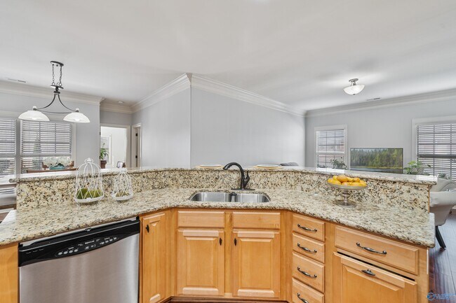 Building Photo - 201 Mantle Dr NW