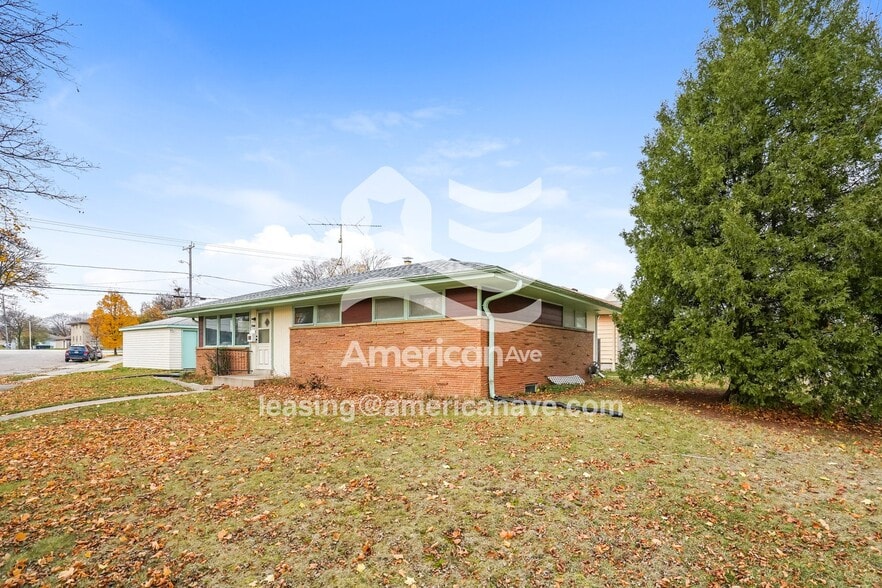 Building Photo - 7506 W Glendale Ave