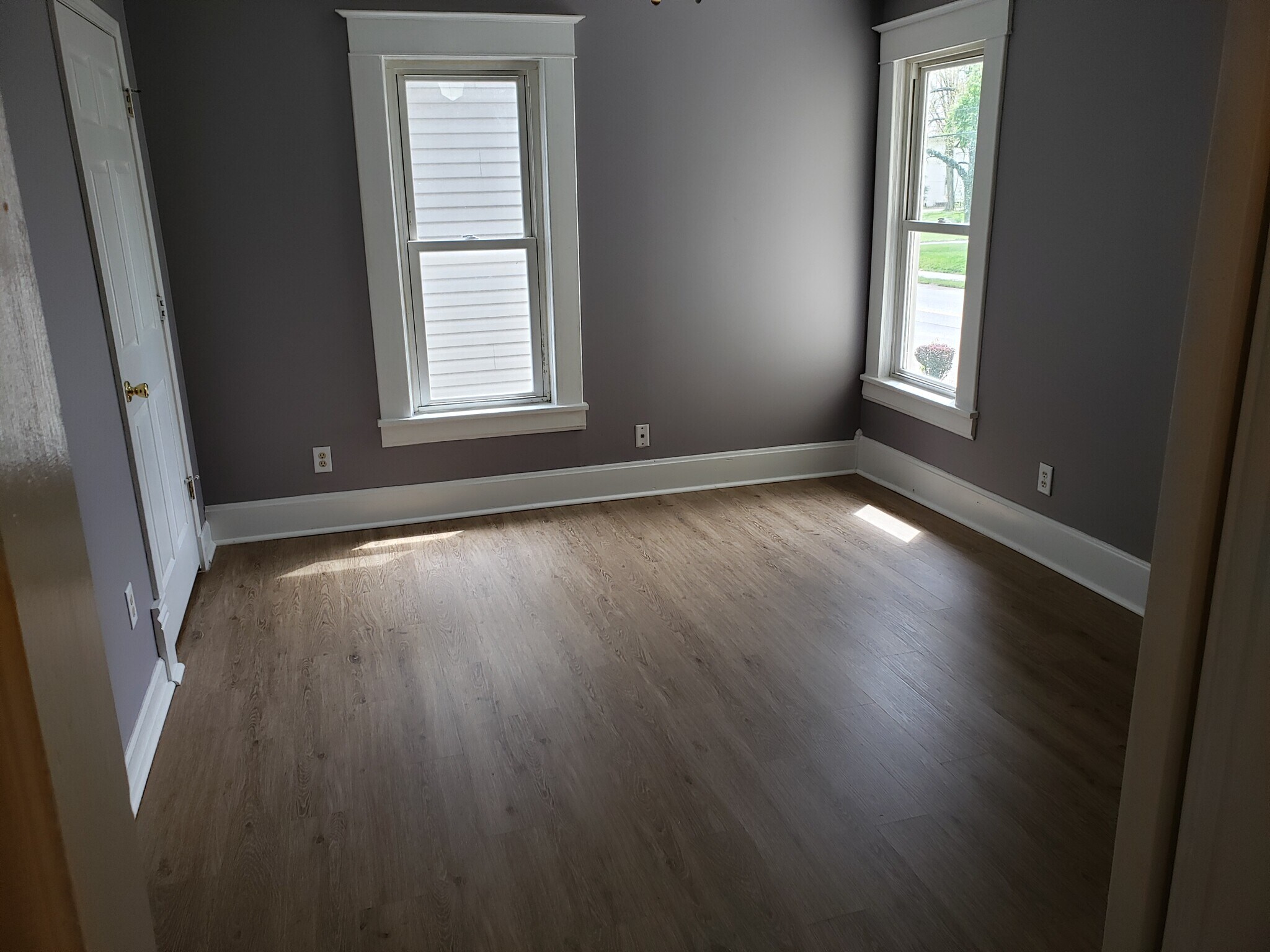 Building Photo - 1152 N Columbus St