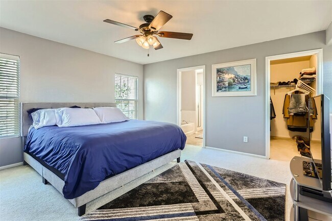Building Photo - 11701 Fenwick Cir