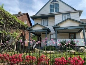Building Photo - 948 Monroe Ave
