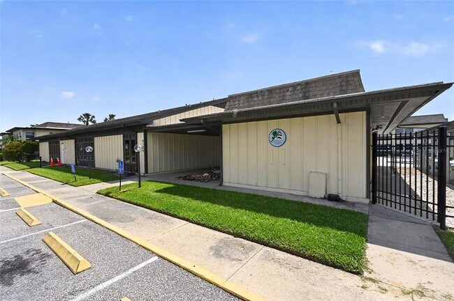 Building Photo - 4758 Jasper Dr