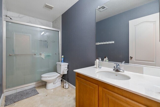 Building Photo - 6717 Yellowhammer Pl