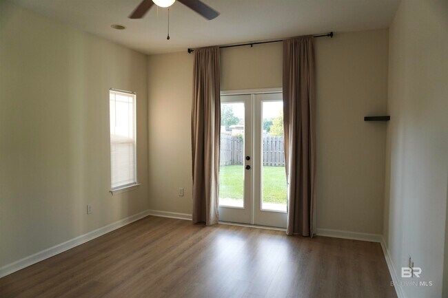 Building Photo - 17349 Lewis Smith Dr