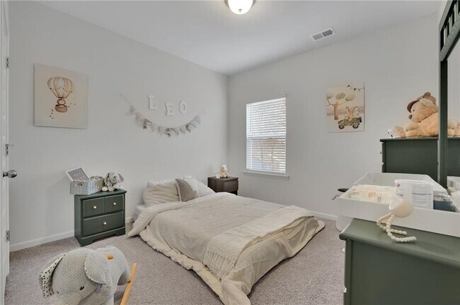 Building Photo - 803 Dundee Wy