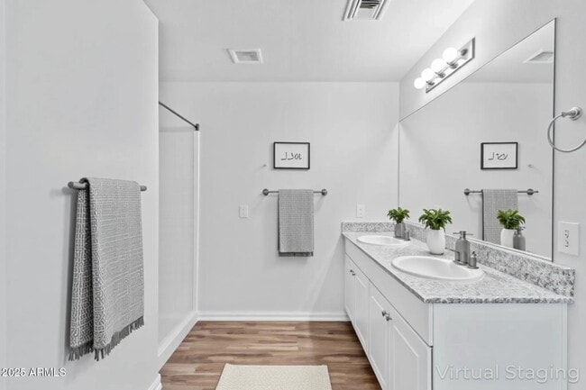 Building Photo - 2084 E Velvet Pl