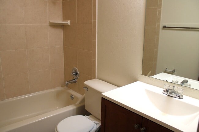 Building Photo - Live Close to It All: 2BR Condo Near CSU