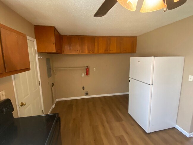 Building Photo - 1428 W Hamilton St