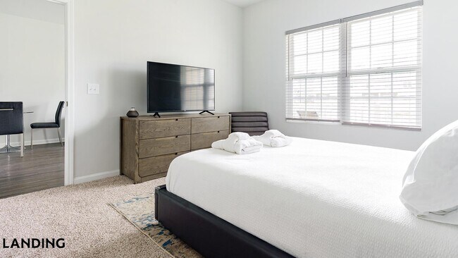 Building Photo - 702 US-80