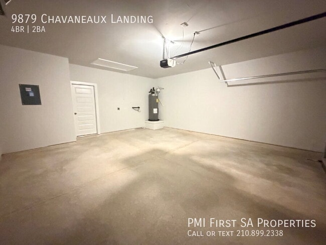 Building Photo - 9879 Chavaneaux Lndg