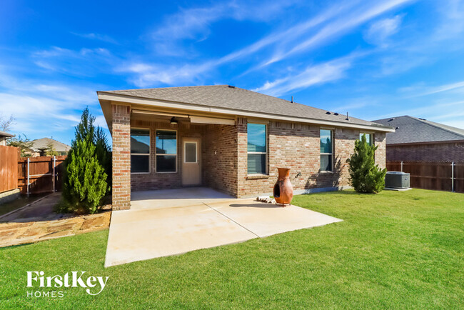 Building Photo - 2609 Sunburst Dr