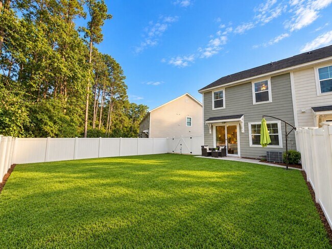 Building Photo - 9438 Sweep Dr