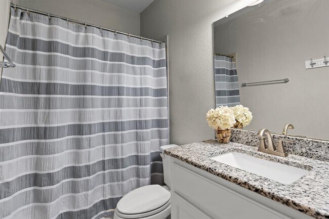 Building Photo - 112 Coral Bean Way