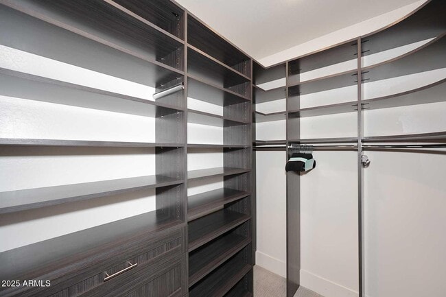 Building Photo - 7464 E Paraiso Dr