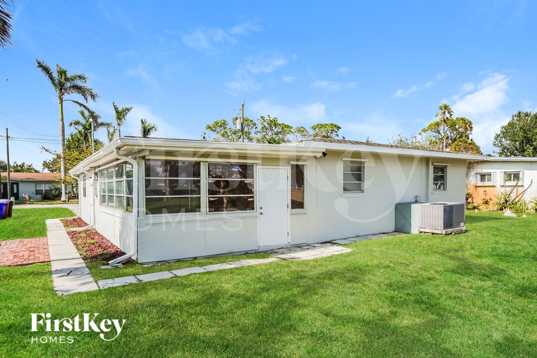 Building Photo - 3711 Kelly St