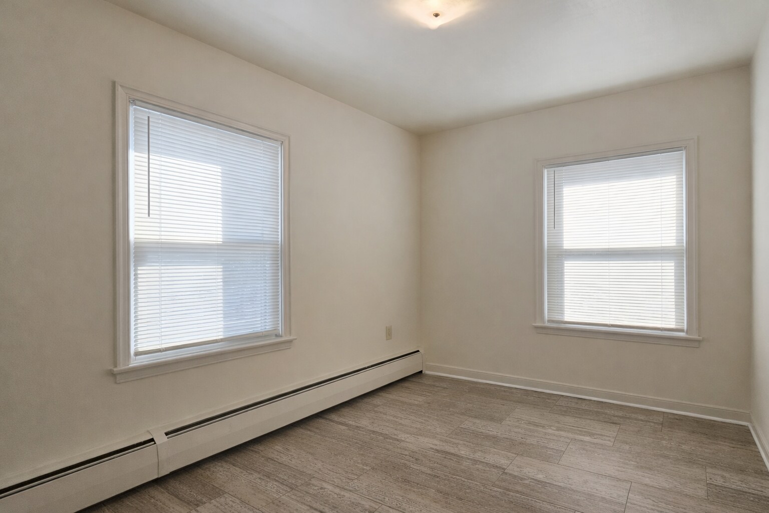 Building Photo - 815 Academy Heights Ave