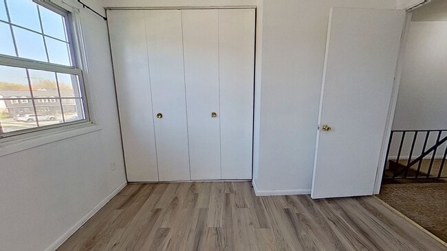 Building Photo - 2-Bedroom Townhome with Private Patio